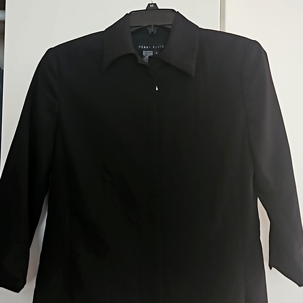 Women's Perry Ellis lightweight jacket